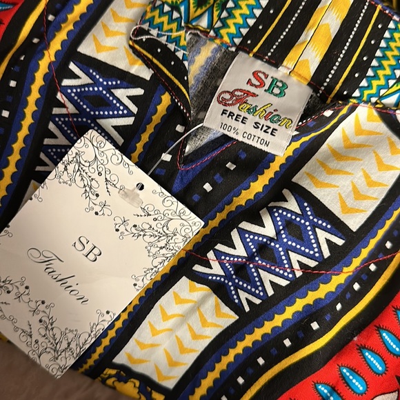 Freesize Funky Blouse for Unique People - Picture 3 of 4